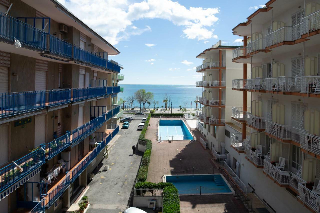 Апартаменты Panorama Host - Domus Amalfi Coast Майори Экстерьер фото