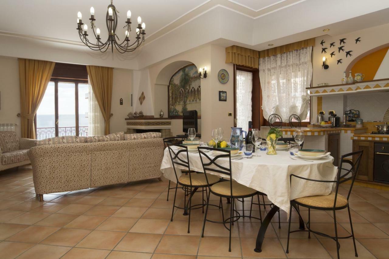 Апартаменты Panorama Host - Domus Amalfi Coast Майори Экстерьер фото