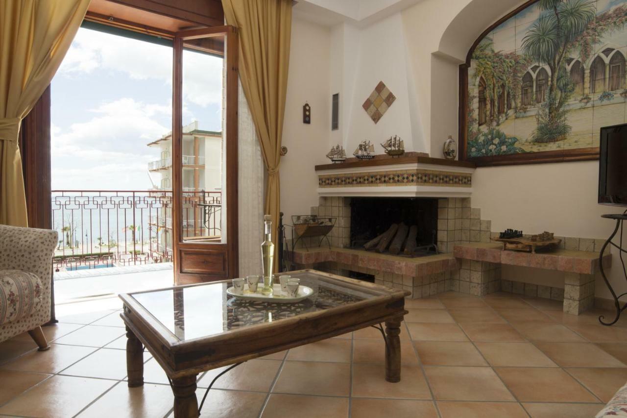 Апартаменты Panorama Host - Domus Amalfi Coast Майори Экстерьер фото